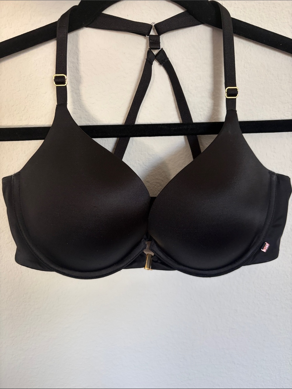 Victoria's Secret Black Front-Close Racerback Molded T-Shirt Bra